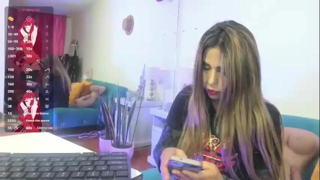 Image 7 of victoria_jhones Stream on Chaturbate on 17 days ago