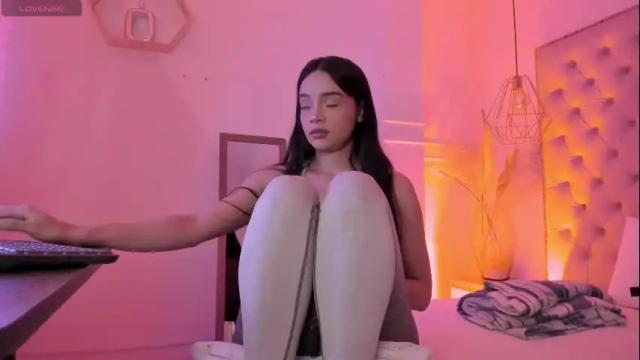 Image 3 of victoria_kitt Stream on Chaturbate on 1 month ago