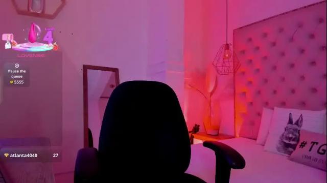 Image 11 of victoria_kitt Stream on Chaturbate on 22 days ago