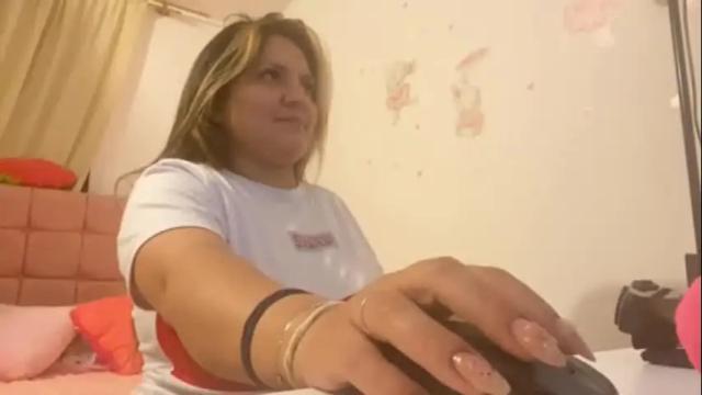Image 7 of victoria_lehee Stream on Chaturbate on 1 month ago