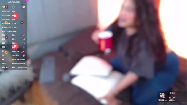 Image 10 of victoria_monteroo Stream on Chaturbate on 2 months ago