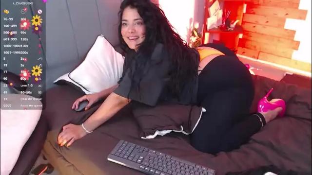 Image 11 of victoria_monteroo Stream on Chaturbate on 1 month ago
