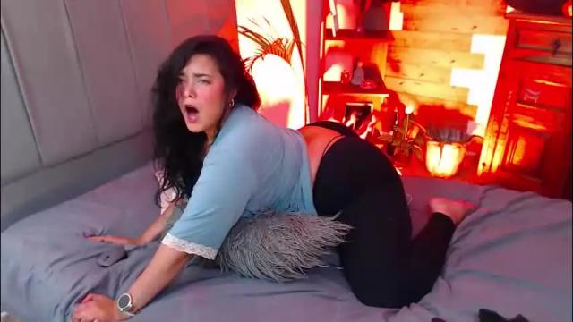 Image 4 of victoria_monteroo Stream on Chaturbate on 3 days ago