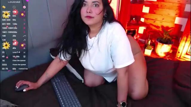 Image 2 of victoria_monteroo Stream on Chaturbate on 1 month ago