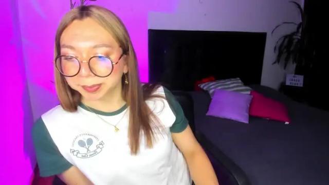 Image 3 of victoria_purple Stream on Chaturbate on 18 months ago