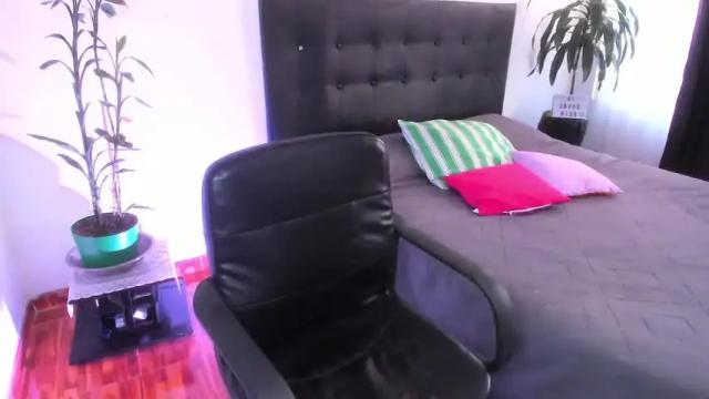 Image 2 of victoria_purple Stream on Chaturbate on 18 months ago