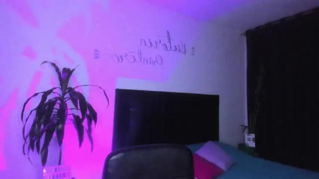 Image 10 of victoria_purple Stream on Chaturbate on 15 months ago