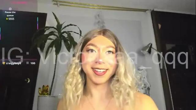 Image 8 of victoria_qq Stream on Chaturbate on 3 months ago