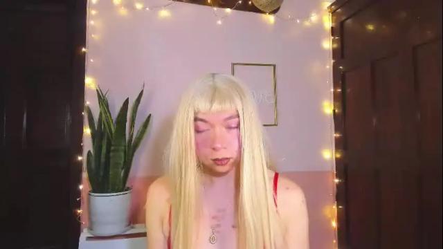 Image 4 of victoria_qq Stream on Chaturbate on 25 days ago