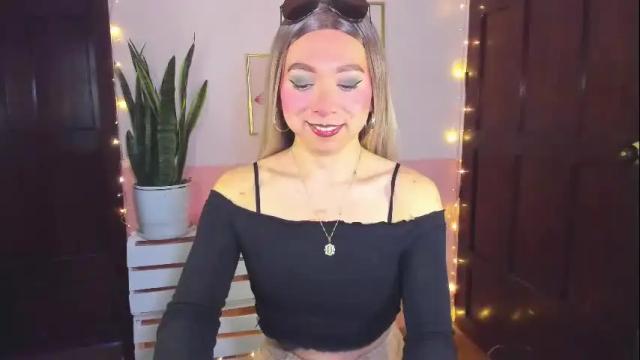 Image 7 of victoria_qq Stream on Chaturbate on 22 days ago
