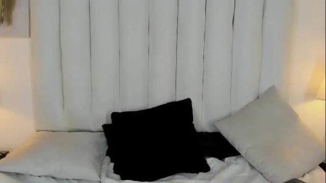 Image 10 of victoria_queen2 Stream on Chaturbate on 29 days ago