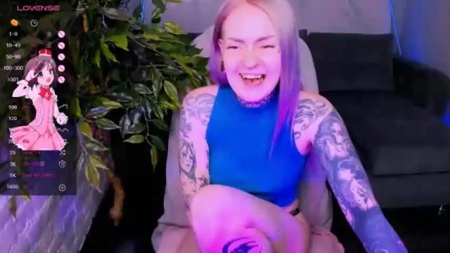 Image 12 of victoria_raccoon Stream on Chaturbate on 14 months ago