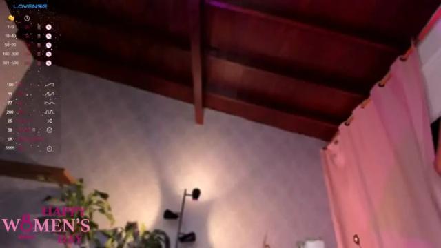 Image 7 of victoria_regia Stream on Chaturbate on 14 months ago