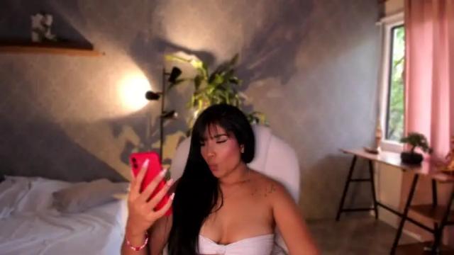 Image 11 of victoria_regia Stream on Chaturbate on 13 months ago