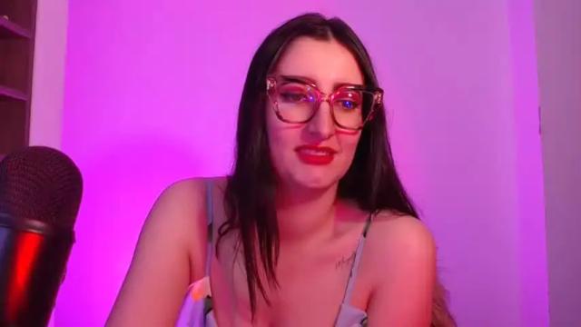 Image 8 of victoria_riider Stream on Chaturbate on 14 months ago