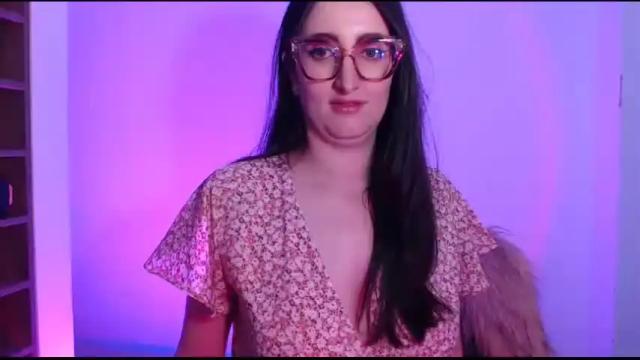 Image 4 of victoria_riider Stream on Chaturbate on 13 months ago