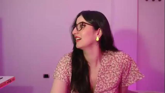 Image 2 of victoria_riider Stream on Chaturbate on 1 month ago