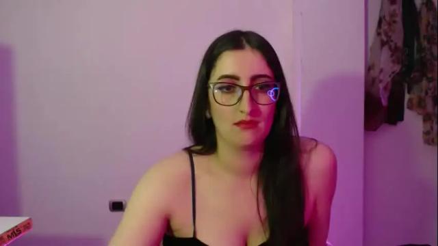 Image 6 of victoria_riider Stream on Chaturbate on 14 days ago