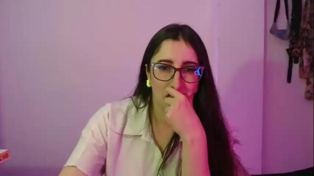 Image 3 of victoria_riider Stream on Chaturbate on 8 days ago