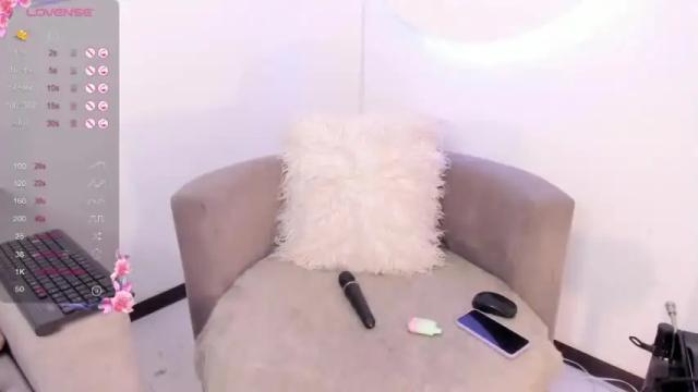 Image 11 of victoria_se Stream on Chaturbate on 12 months ago