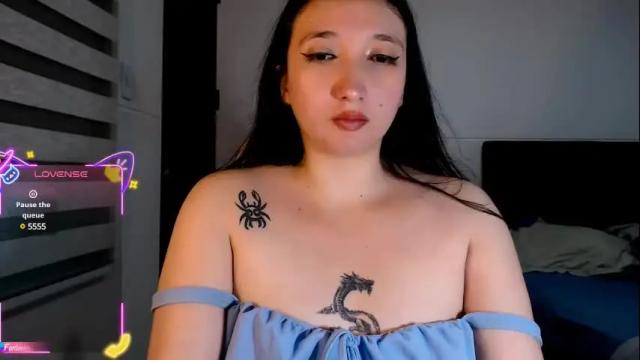 Image 2 of victoria_smile_ Stream on Chaturbate on 1 month ago