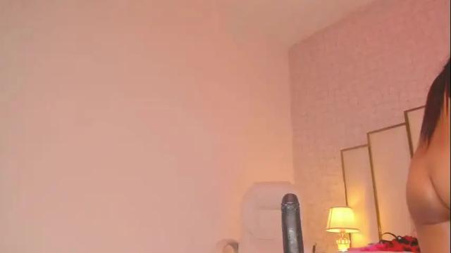 Image 6 of victoriaa_millers Stream on Chaturbate on 1 month ago