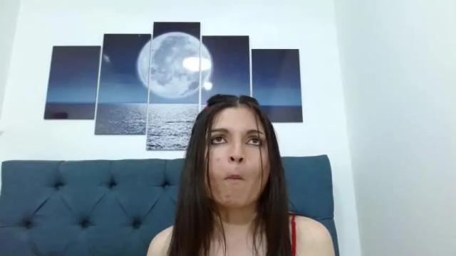 Image 7 of victoriaa_queen Stream on Chaturbate on 14 months ago