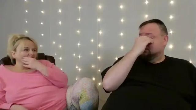 Image 10 of victoriaandjesse Stream on Chaturbate on 13 months ago
