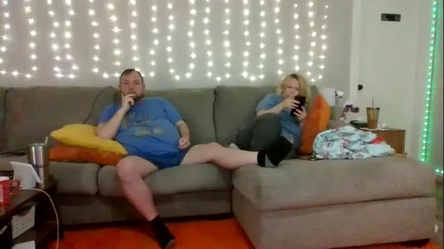 Image 4 of victoriaandjesse Stream on Chaturbate on 1 month ago
