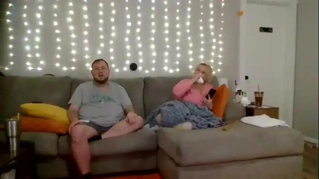 Image 11 of victoriaandjesse Stream on Chaturbate on 1 month ago