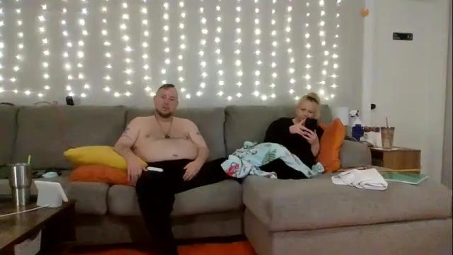 Image 10 of victoriaandjesse Stream on Chaturbate on 1 month ago