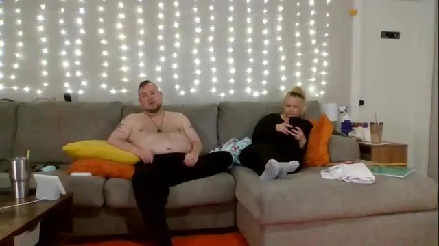 Image 7 of victoriaandjesse Stream on Chaturbate on 1 month ago