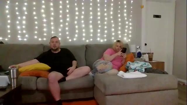 Image 8 of victoriaandjesse Stream on Chaturbate on 1 month ago