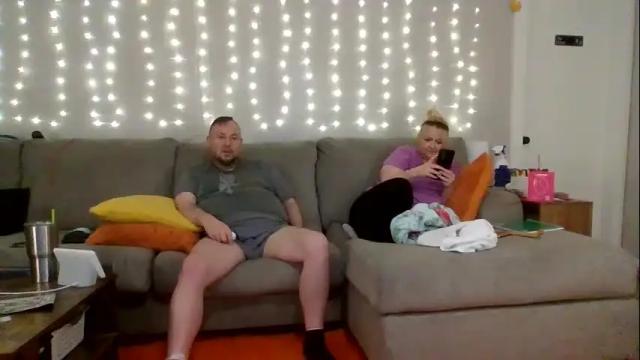 Image 10 of victoriaandjesse Stream on Chaturbate on 1 month ago