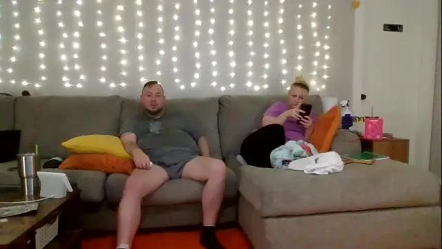 Image 11 of victoriaandjesse Stream on Chaturbate on 1 month ago