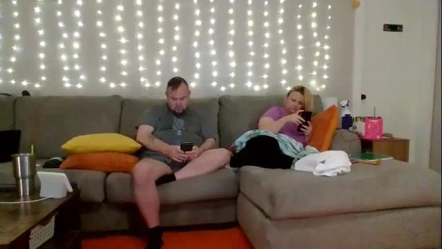 Image 7 of victoriaandjesse Stream on Chaturbate on 1 month ago