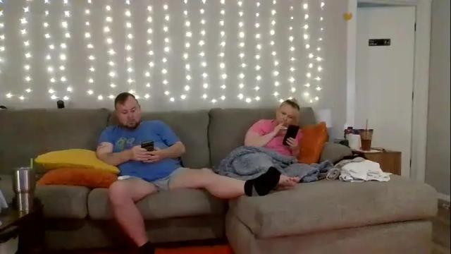 Image 10 of victoriaandjesse Stream on Chaturbate on 1 month ago