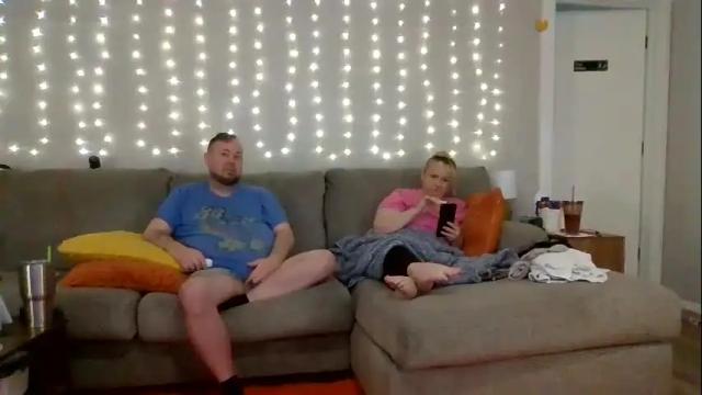 Image 6 of victoriaandjesse Stream on Chaturbate on 1 month ago
