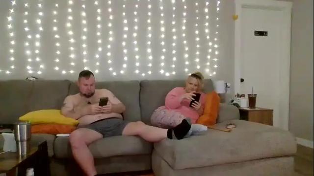 Image 11 of victoriaandjesse Stream on Chaturbate on 15 days ago