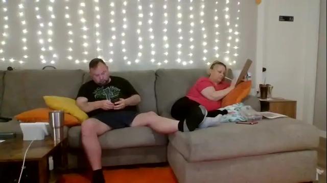 Image 7 of victoriaandjesse Stream on Chaturbate on 14 days ago
