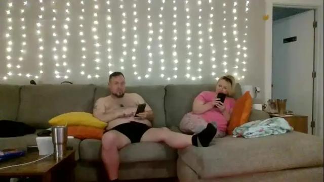 Image 10 of victoriaandjesse Stream on Chaturbate on 9 days ago