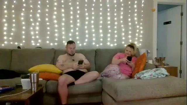 Image 7 of victoriaandjesse Stream on Chaturbate on 9 days ago