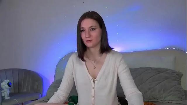 Image 7 of victoriaardern Stream on Chaturbate on 11 days ago