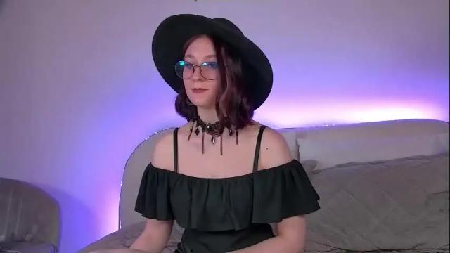 Image 8 of victoriaardern Stream on Chaturbate on 5 days ago
