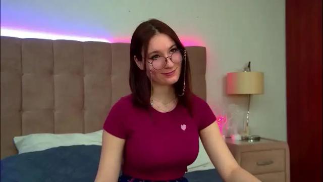 Image 2 of victoriaardern Stream on Chaturbate on 15 hours ago