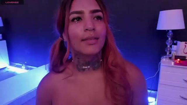Image 3 of victoriacams333 Stream on Chaturbate on 21 months ago