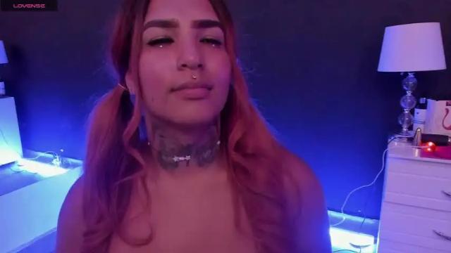 Image 4 of victoriacams333 Stream on Chaturbate on 21 months ago