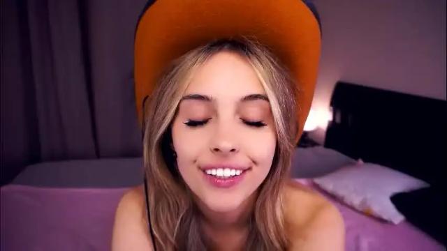 Image 7 of victoriadreamtt Stream on Chaturbate on 1 month ago