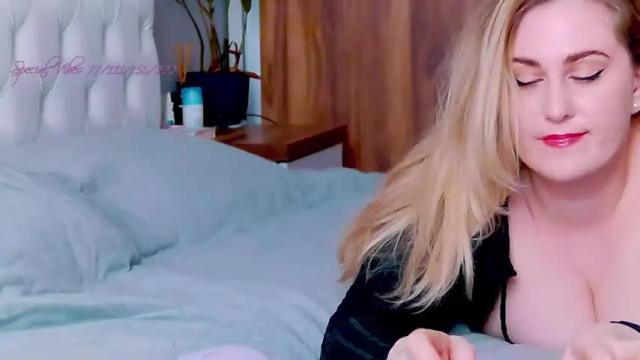 Image 3 of victoriafalls Stream on Chaturbate on 13 months ago