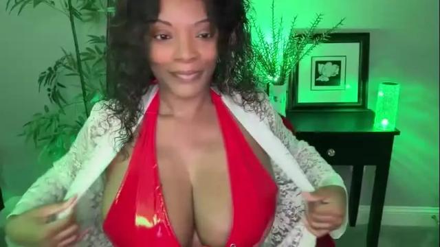 Image 10 of victoriagoldman Stream on Chaturbate on 2 months ago